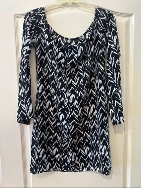 Black & White Patterned Off the Shoulder Long Sleeve Women's Dress